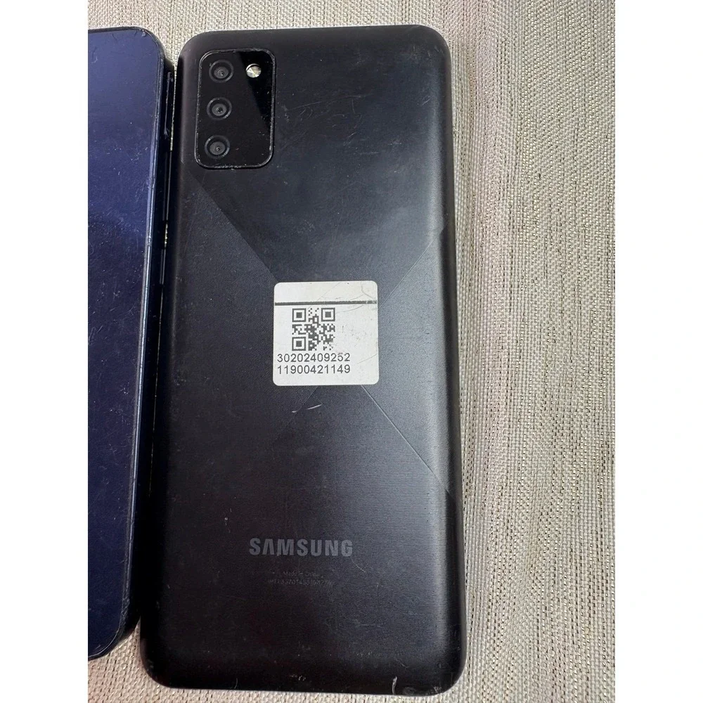 Samsung bundle of phones (parts)